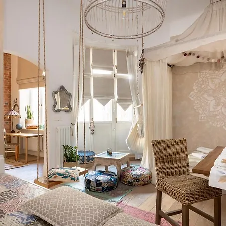 Bohemian Hideaway Warsaw