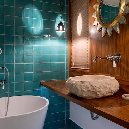Bohemian Hideaway דירה